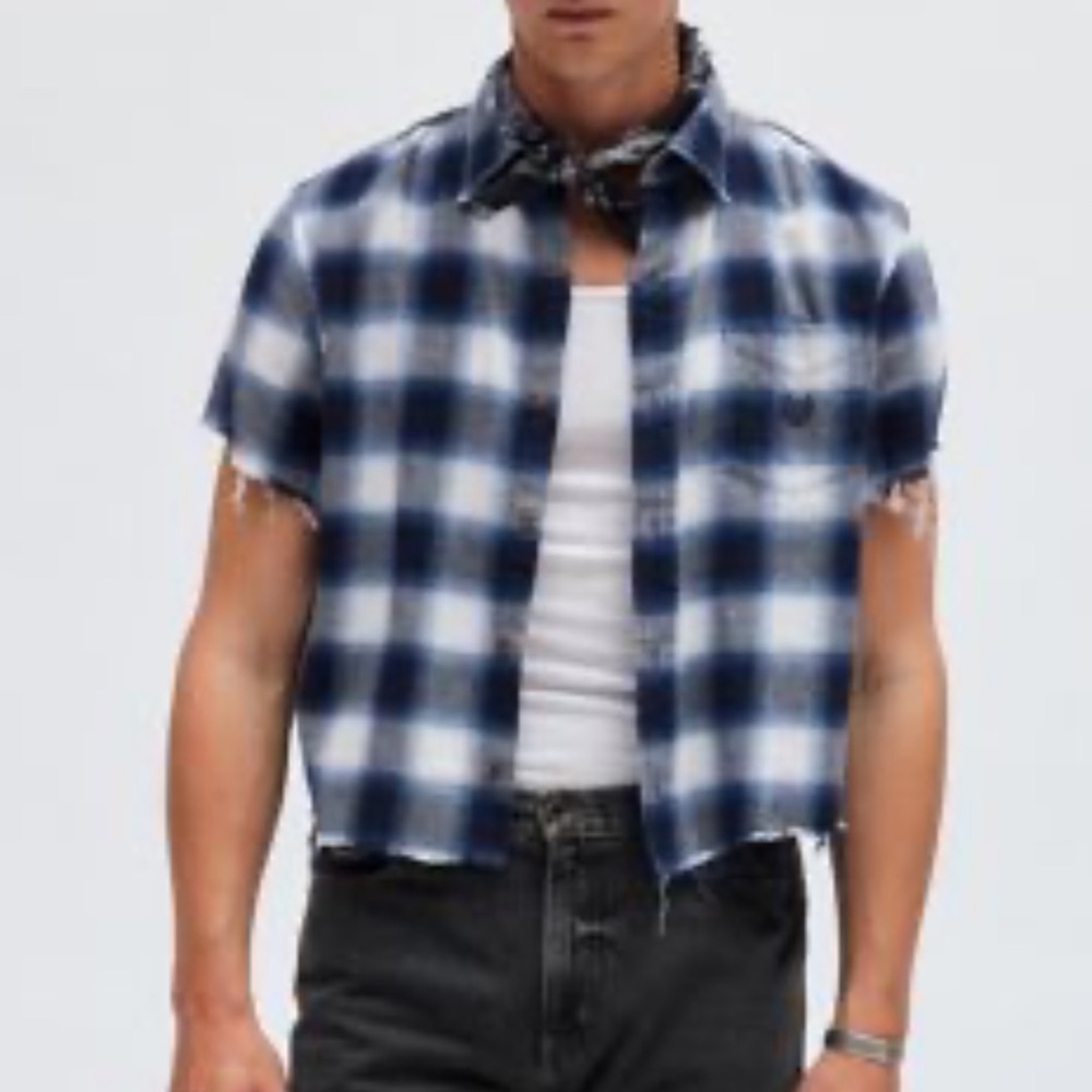 NWT Urban Renewal Remade Cropped Boxy Flannel Shirt loose muscle raw edge shirt